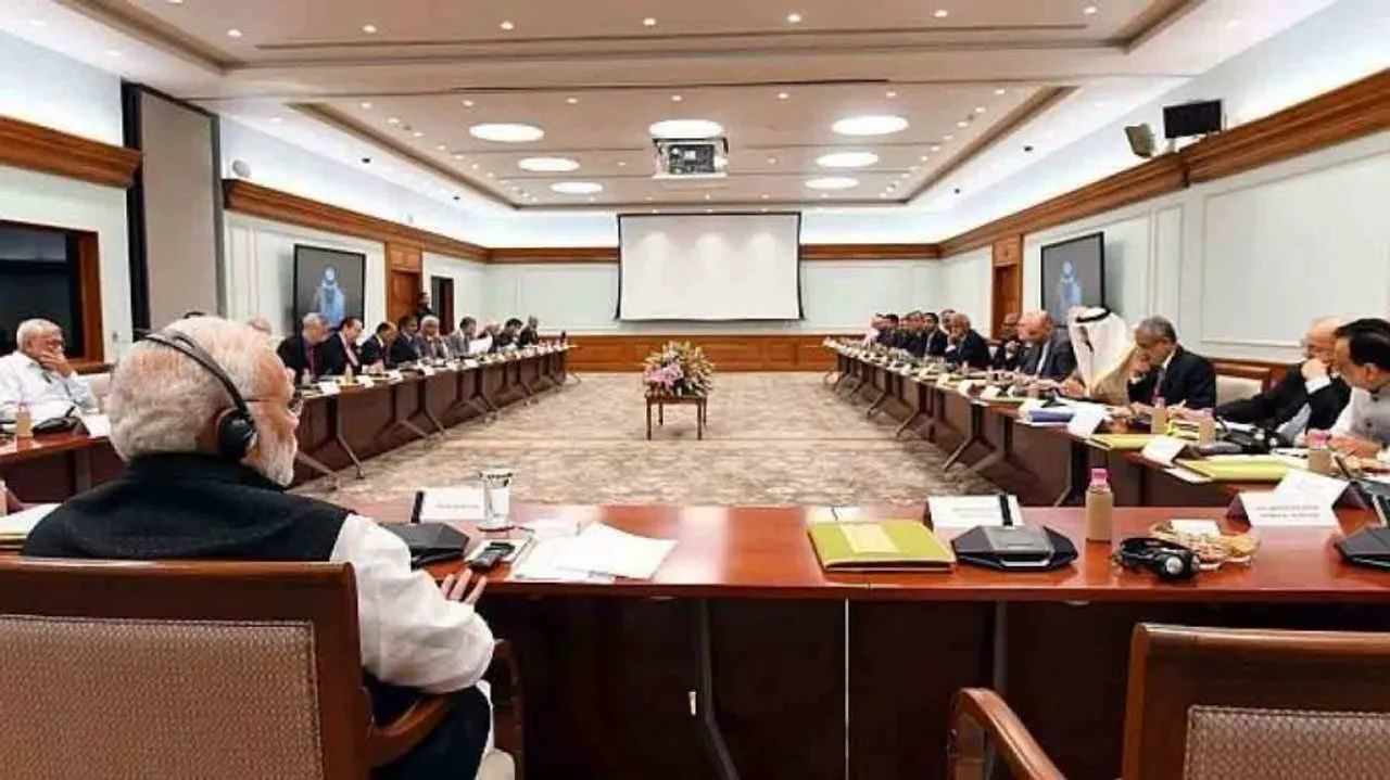 PM Modi holds talks with oil sector CEOs at Houston