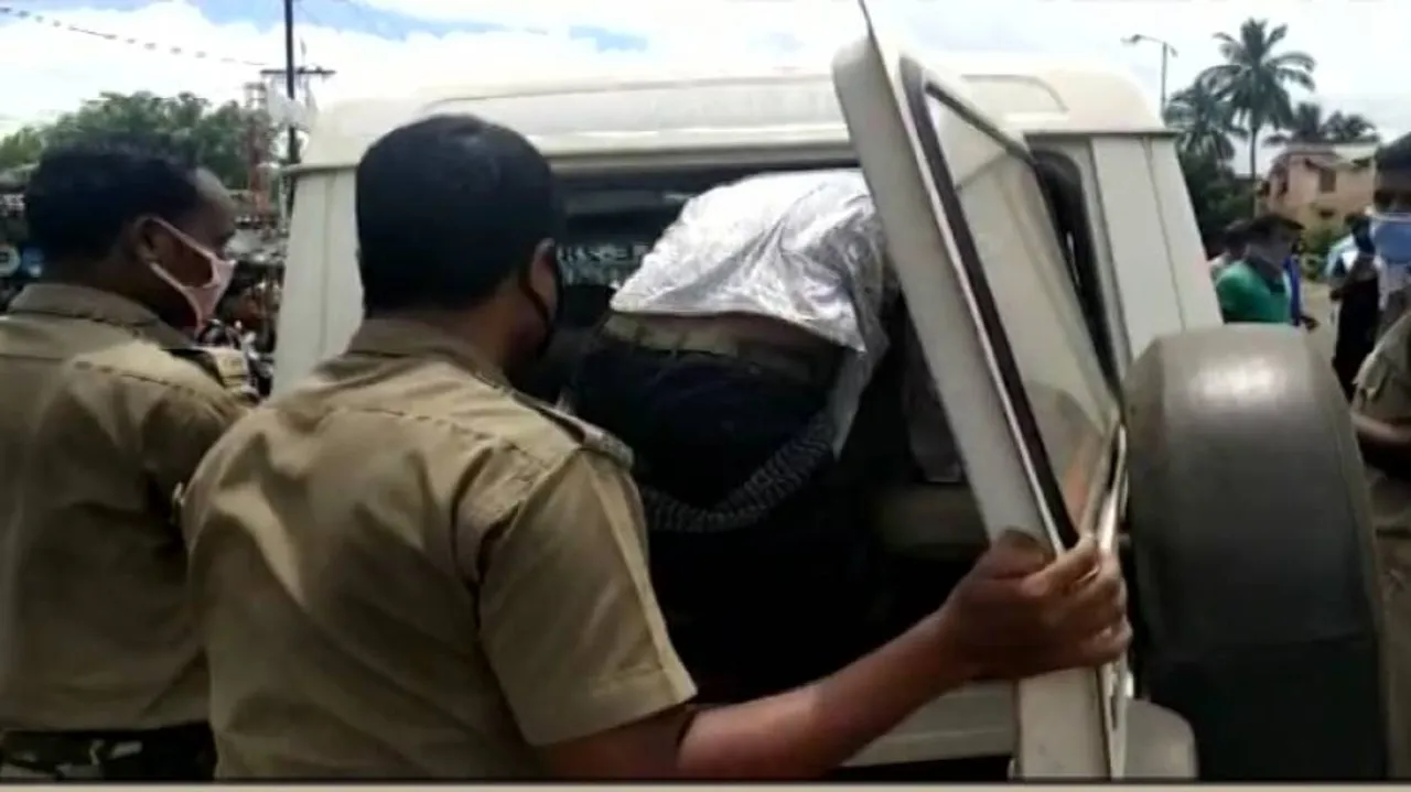 Bhubaneswar: Man Thrashed Over Misbehaving With Woman Co-Passenger In Auto