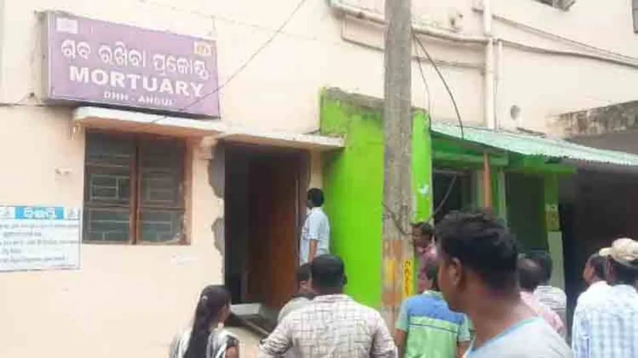 Shocking! 4-year-old dead girl’s ‘eyes gouged out’ at Angul hospital