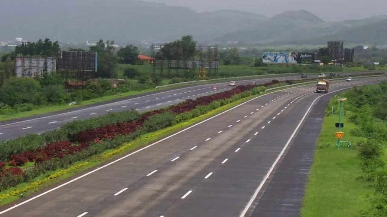 NHAI awarded 6,306 kms of highways projects in FY22; constructed 4,325 kms