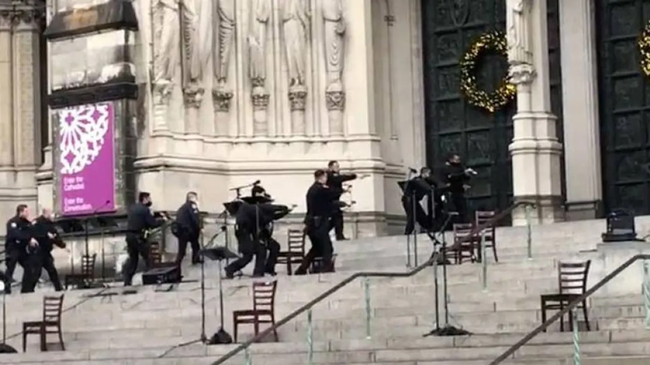 Gunman Killed After Shooting Outside NY Cathedral Christmas Concert