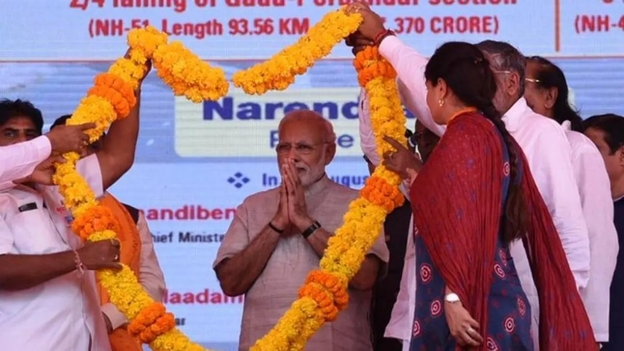 PM lays foundation stone for bridge in Dwarka, says it is link between old and new