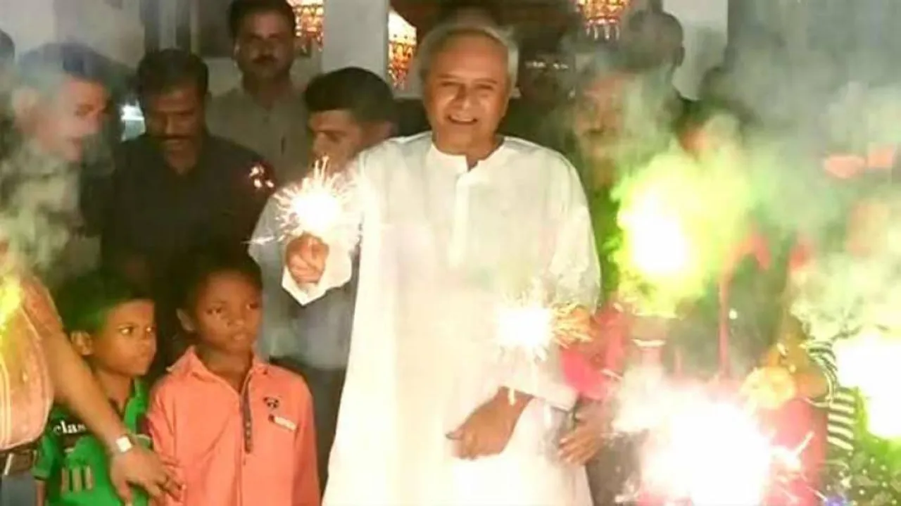 Odisha CM Celebrates Diwali With Orphans