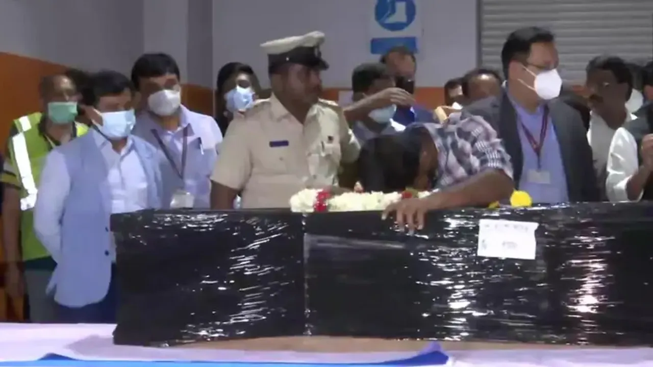 Naveen's Family Thanks CM Bommai For Bringing Mortal Remains From Ukraine