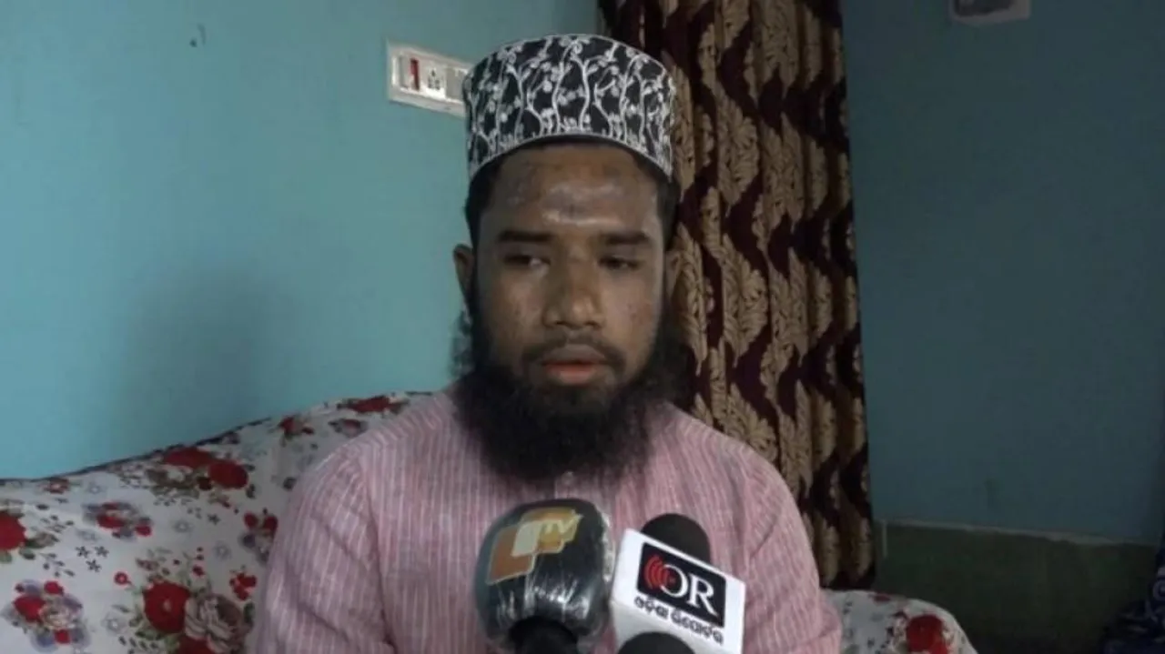 Rickshaw Puller’s Son Tops Odisha Madrasa Board Exams