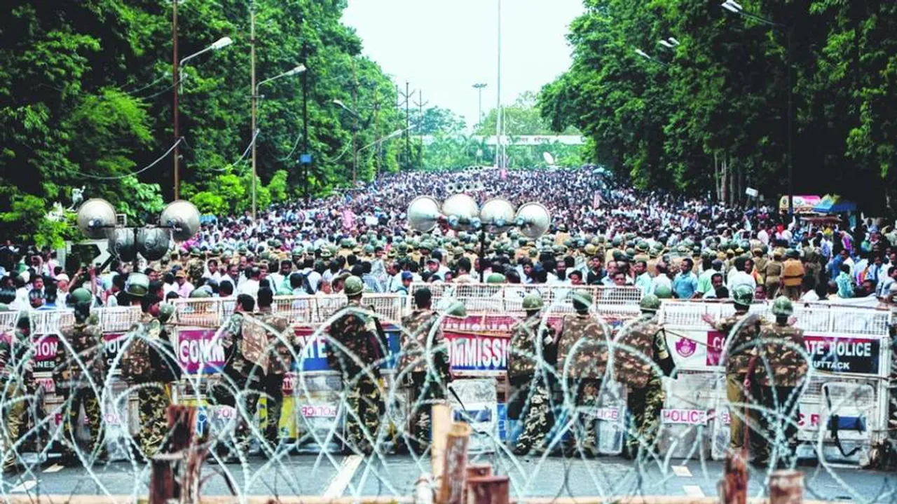 Affidavit Row: Teachers refuse to budge, protests to continue