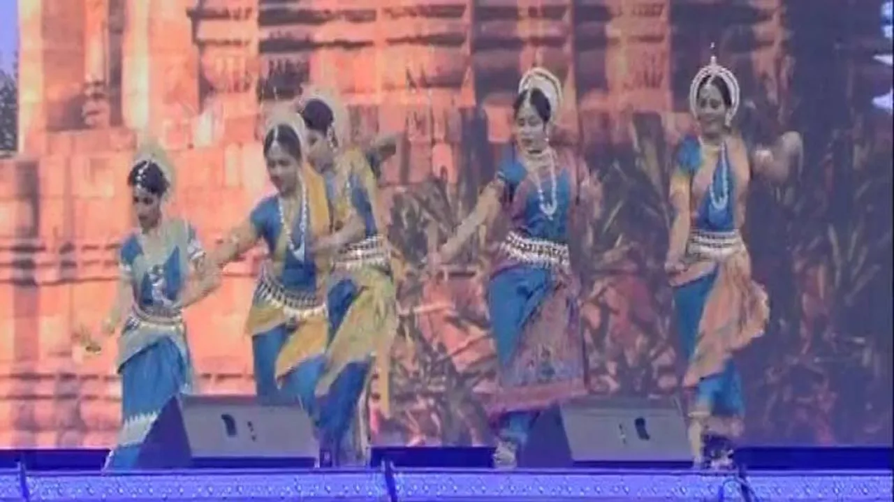 Cultural Performances From Across India At 'Howdy Modi!'
