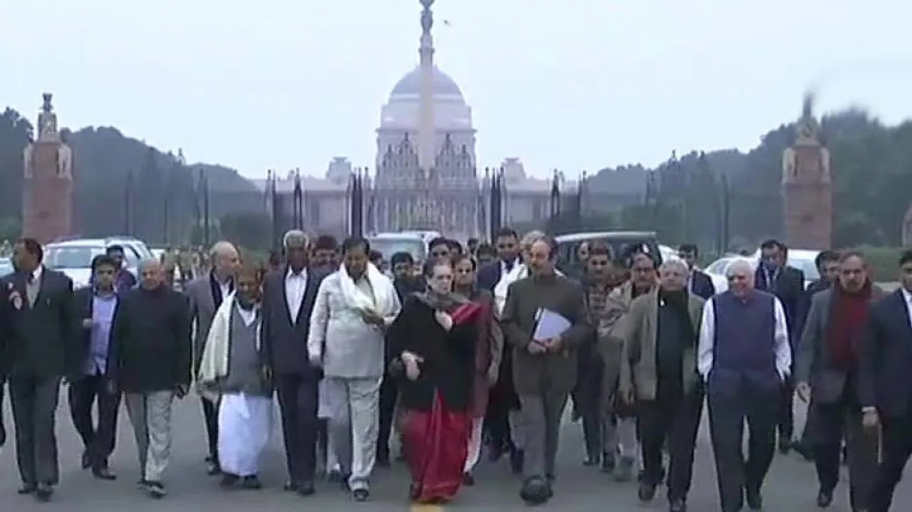 Opposition Delegation Meets President, Seeks CAA Rollback