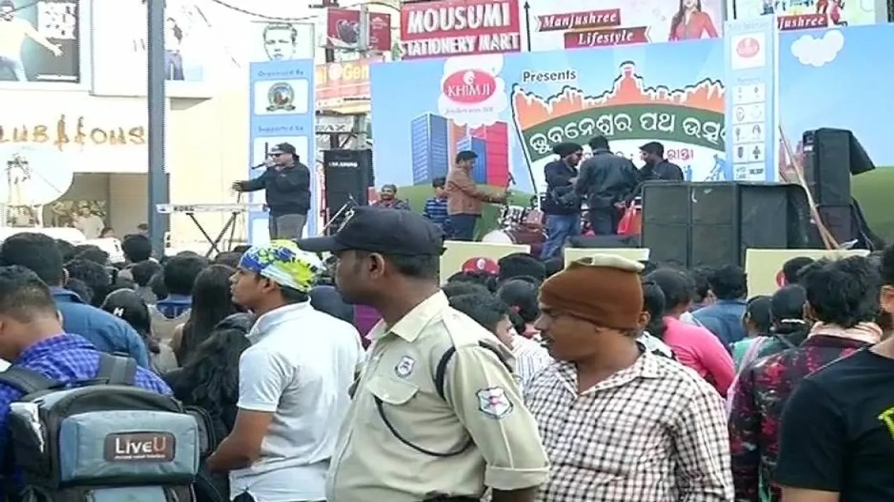 ‘Bhubaneswar Patho Utsav’ kick starts amid music, dance