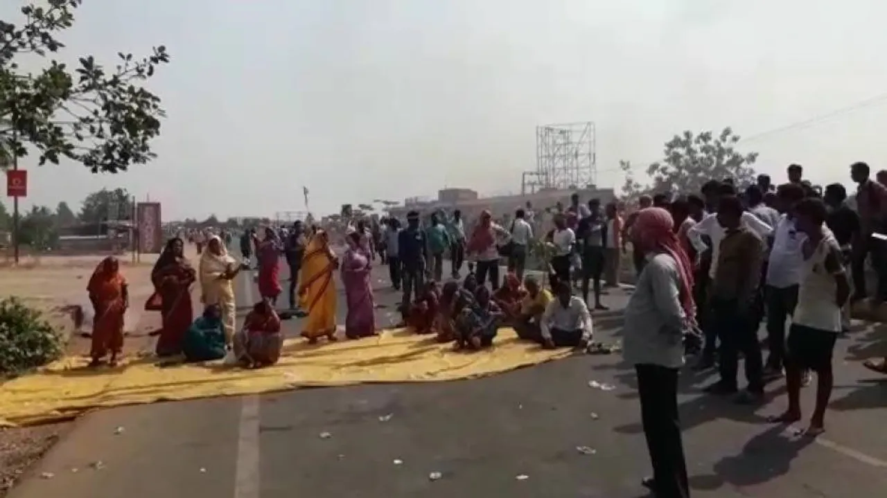 Locals block NH-316 opposing attack on sarpanch