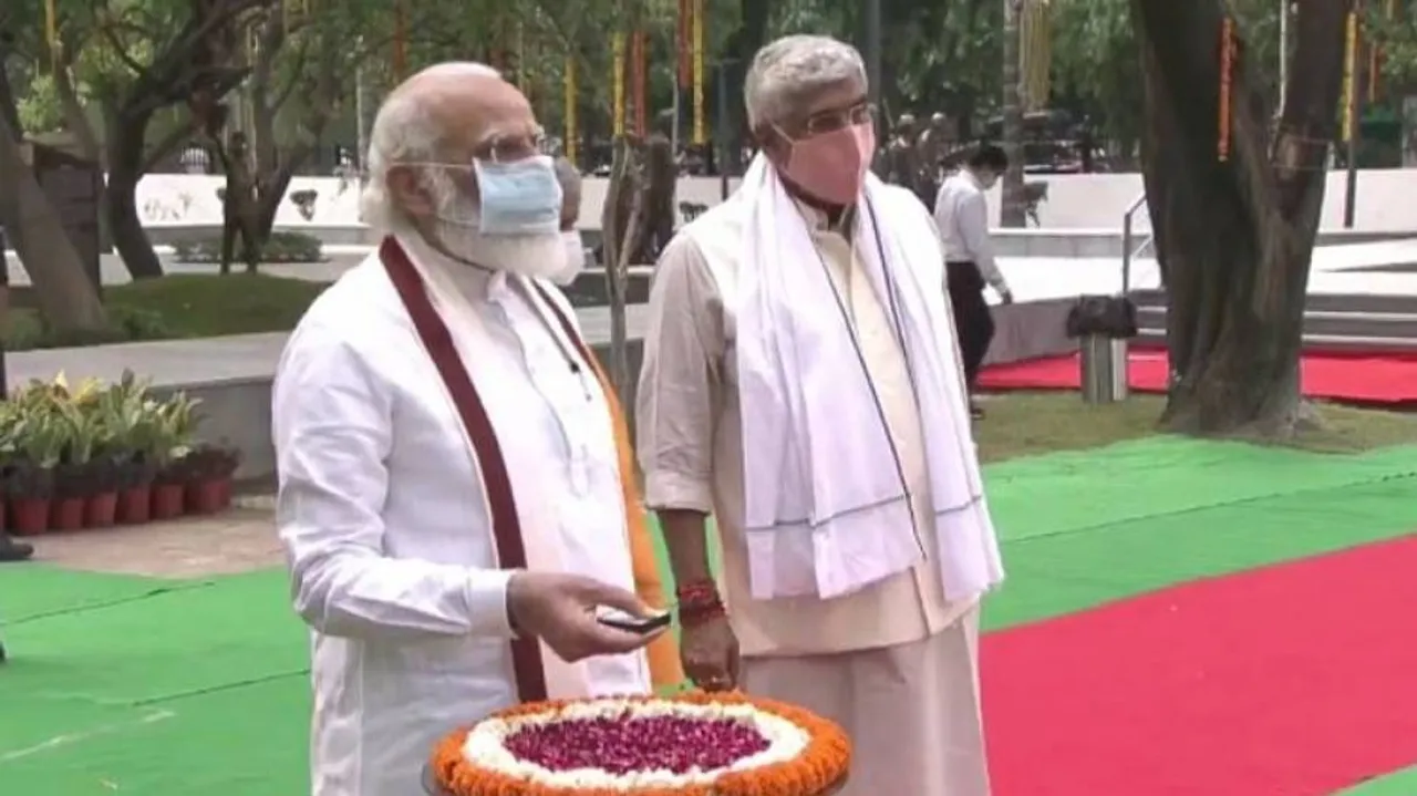 PM Modi Inaugurates 'Rashtriya Swachhta Kendra', Calls For 'Make India Garbage Free'