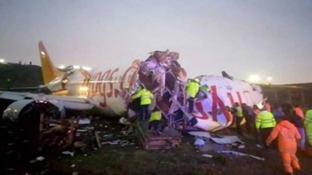 1 Killed, 157 Wounded As Plane Slides Off Runway In Istanbul