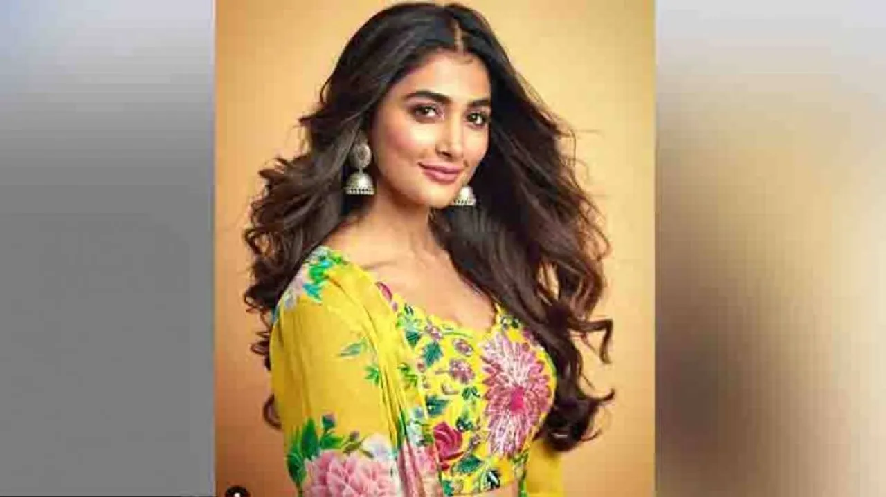 Pooja Hegde Shares Lessons From Ocean As She Collects Pebbles From Its Shore