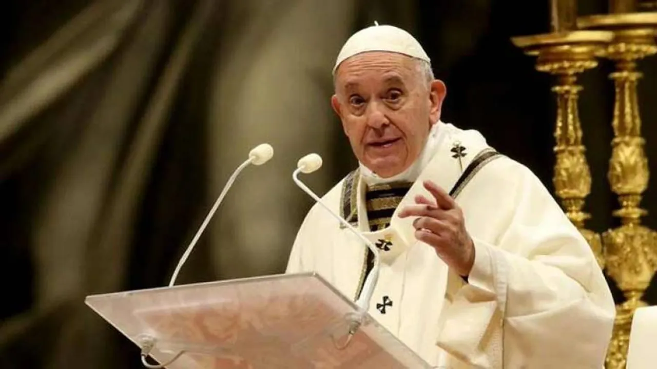 God Loves Even The Worst Of Mankind: Pope Francis At Christmas Mass