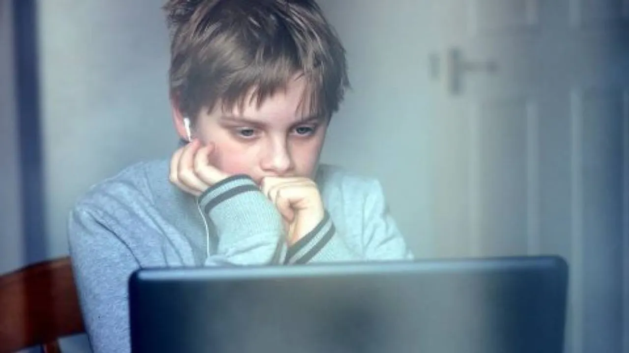 Want to ban child pornography: Government to SC