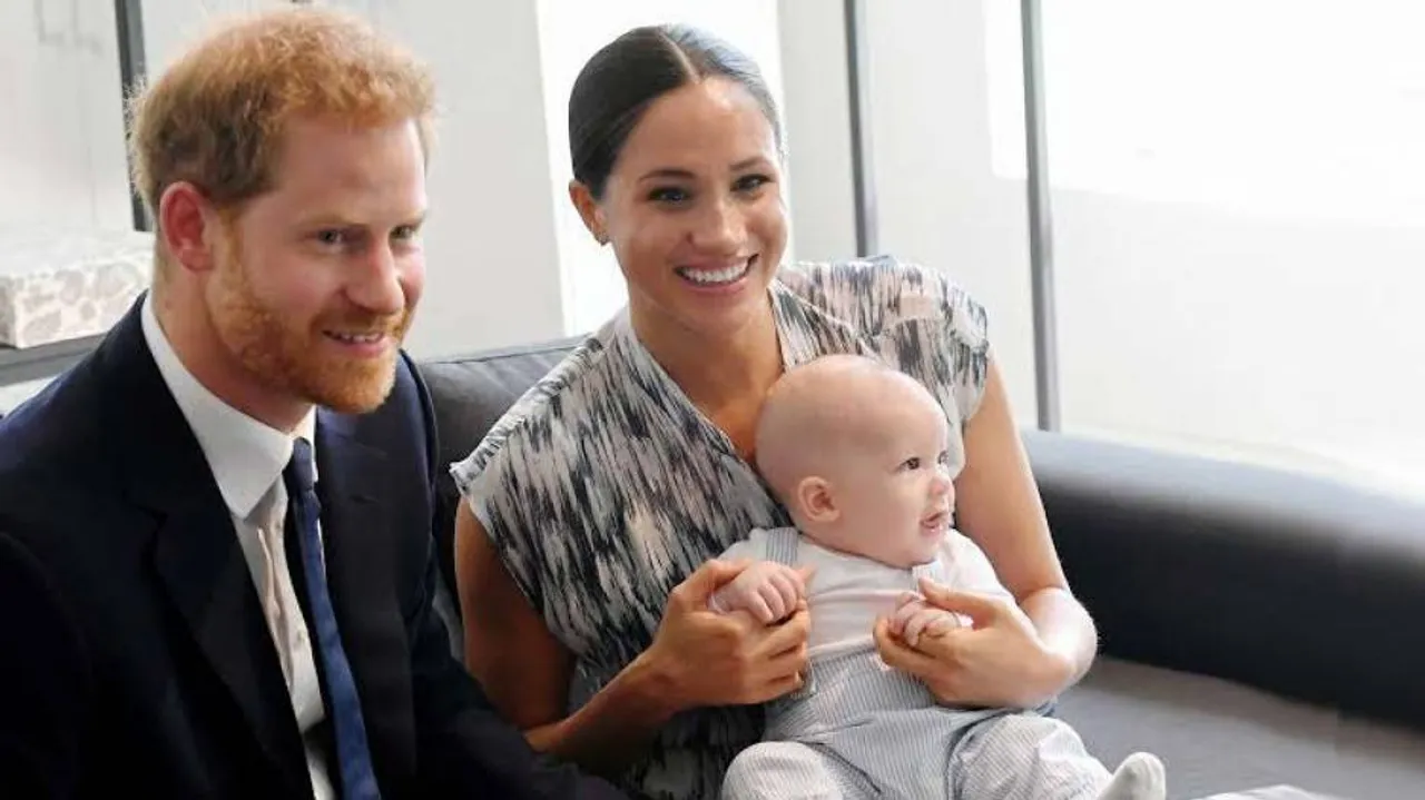 Prince Harry Arrives In Canada To Start New Chapter With Meghan, Archie