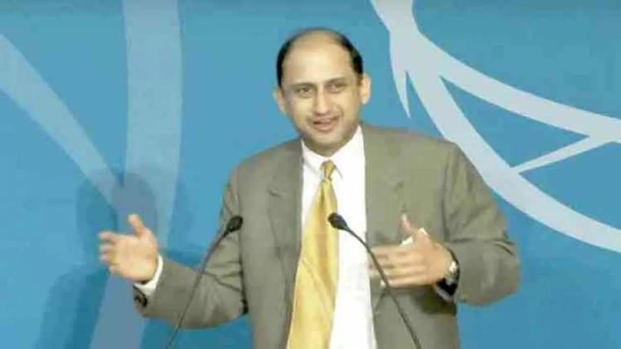 RBI Deputy Governor Viral Acharya resigns