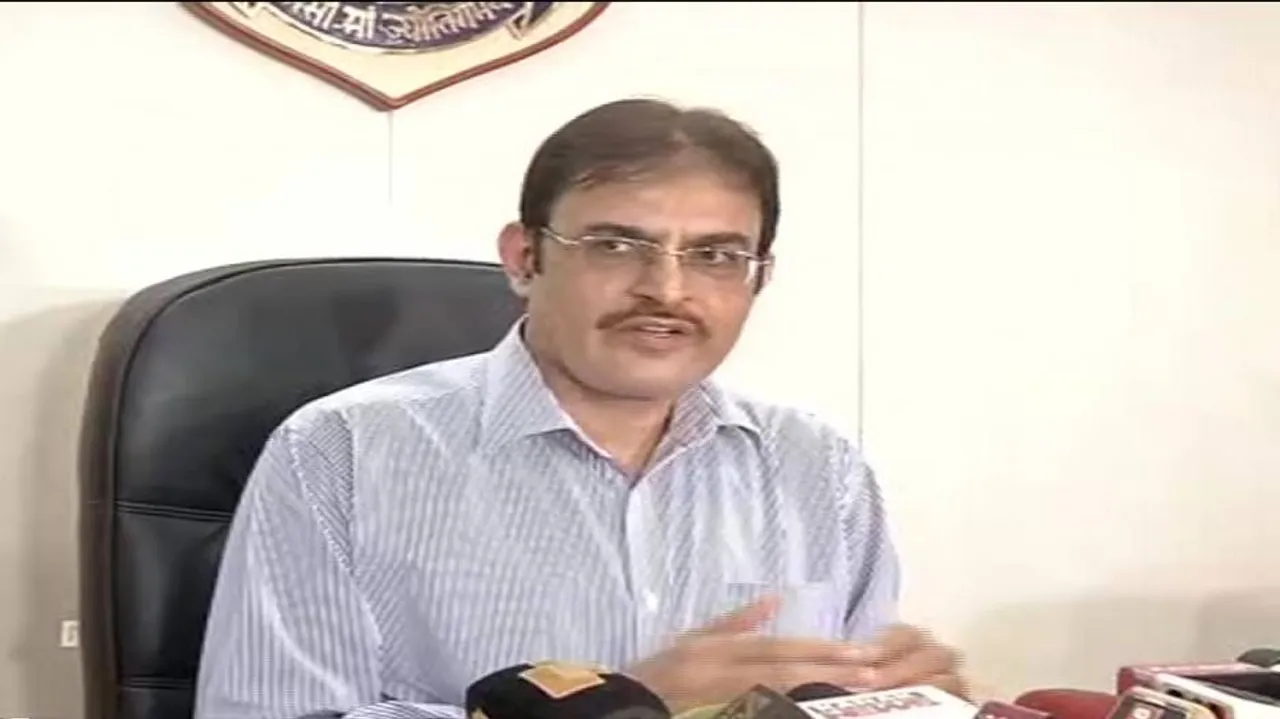 Vigilance launches hotline numbers to check corruption in rural housing