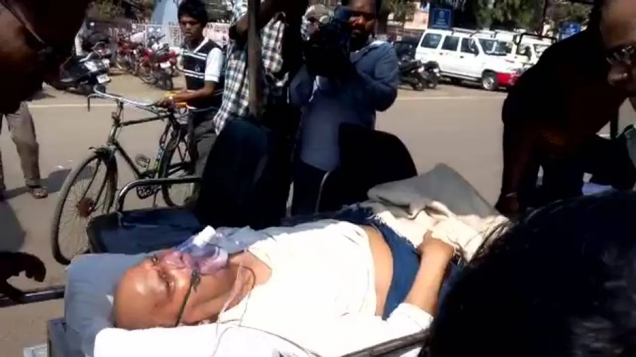 Ex-Lok Sabha Speaker Rabi Ray in SCB central ICU