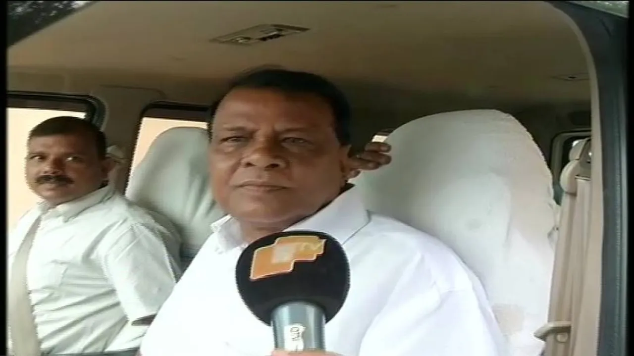 Raghunath Mohanty meets CM to be ‘active’ in party activities