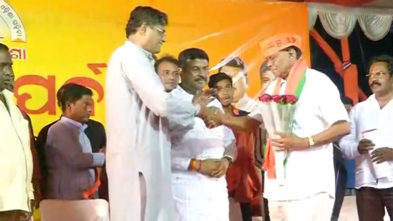 Elections 2019: Former minister Raghunath Mohanty joins BJP