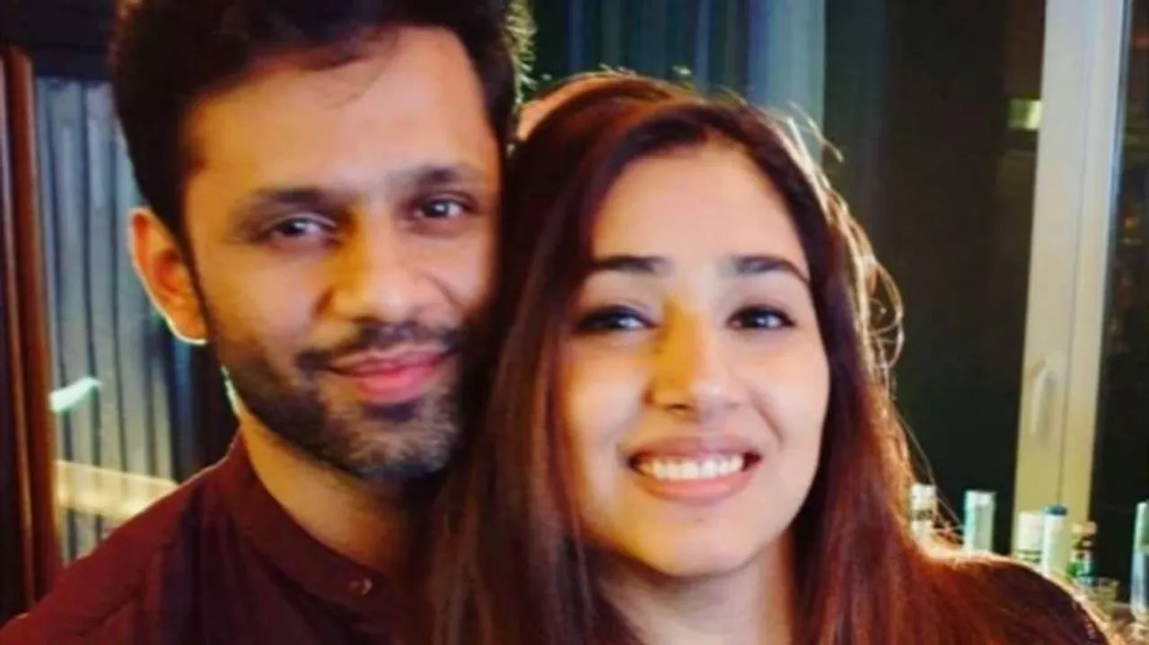 Bigg Boss 14's Rahul Vaidya Proposes GF Disha Parmar On Her Birthday; Inmates Support and Rejoice