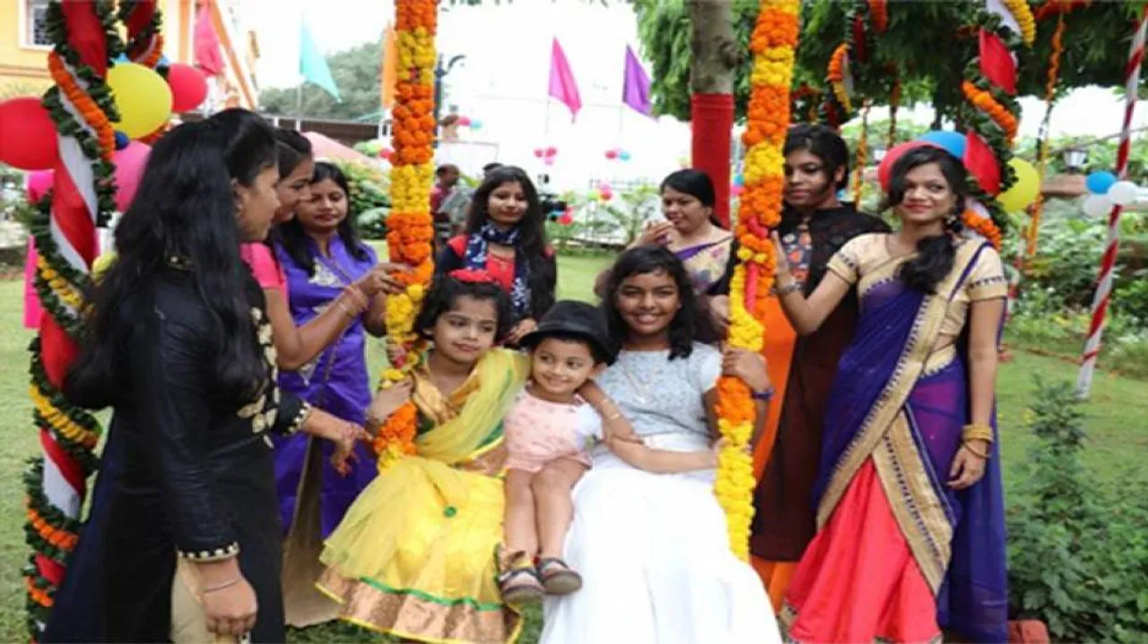Odia girls all set for the three-day extravaganza: Pahili Raja today!