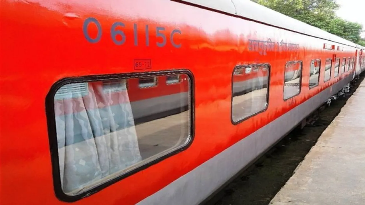 IRCTC Alert: Meal Prices Hiked In Rajdhani, Shatabdi, Duronto Trains!