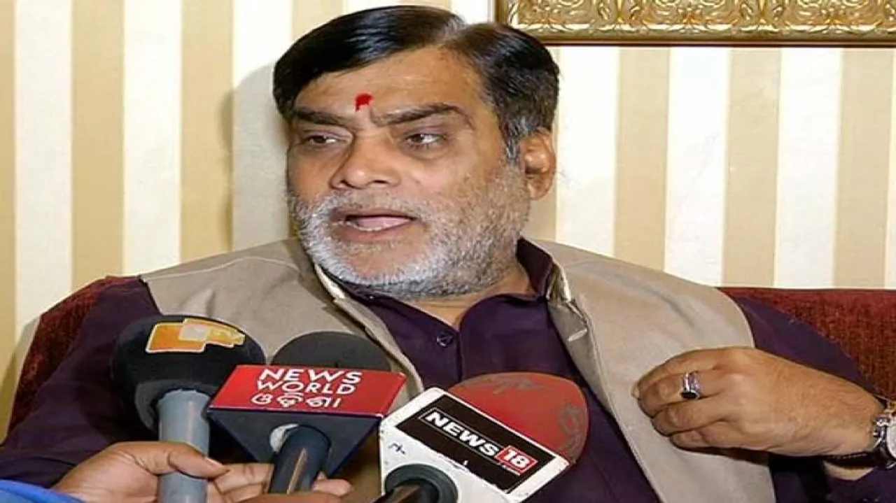 Union minister criticises Odisha govt over security