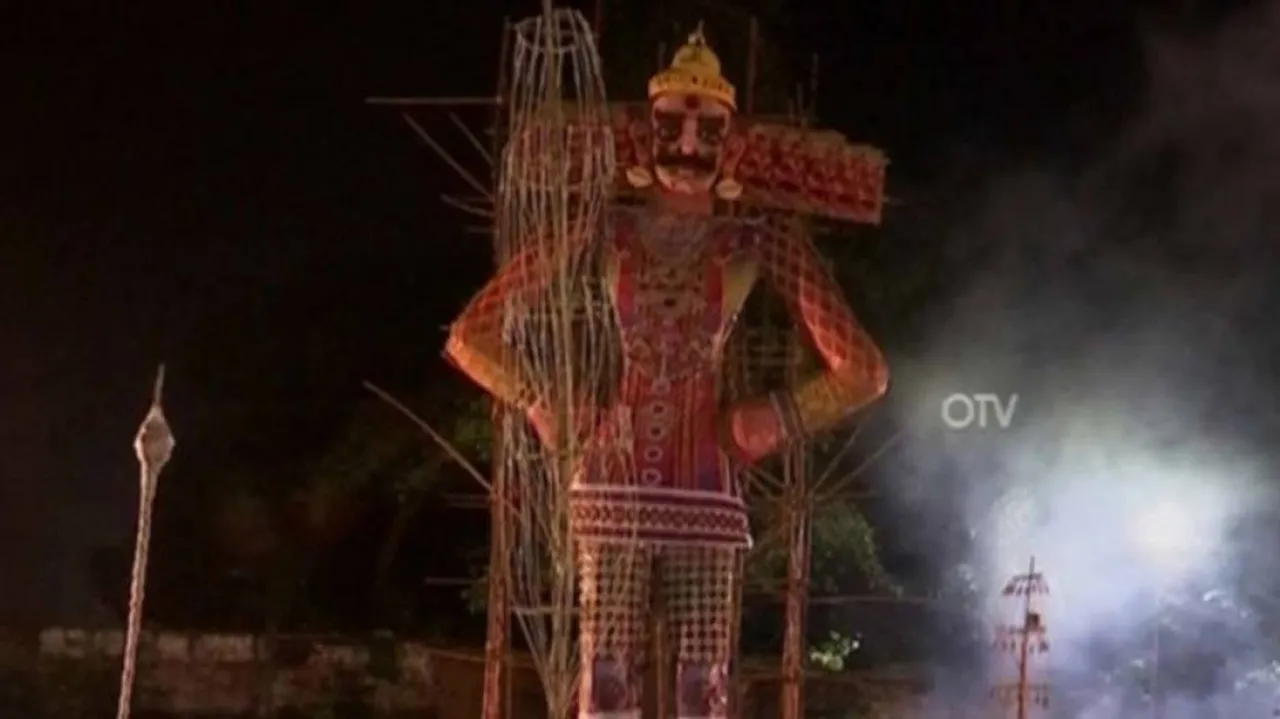 Stage Set For Ravan Podi Ustav In Twin City