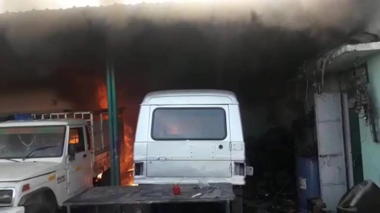Fire breaks out in garage in Rayagada