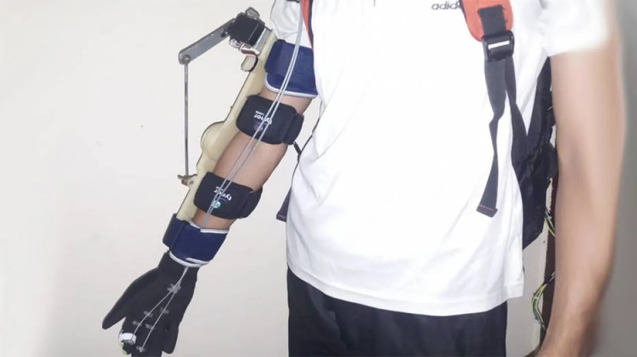 IIT scientists devise robotic hand for Paralytics