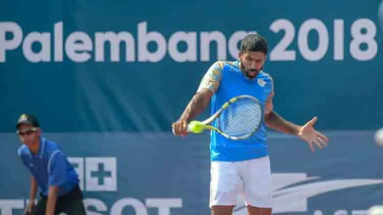 US Open: Bopanna Advances, Paes Crashes Out In Doubles