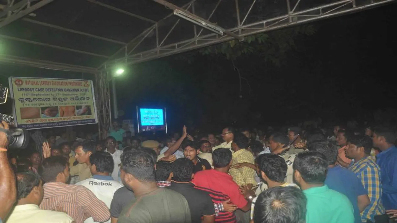 Sum Hosp fire mishap: PM assures support, CM orders RDC probe