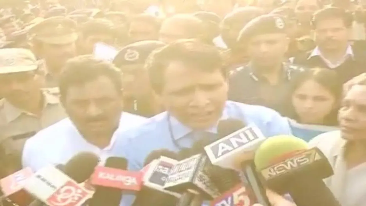 Stringent action against guilty in Hirakhand Exp mishap: Prabhu