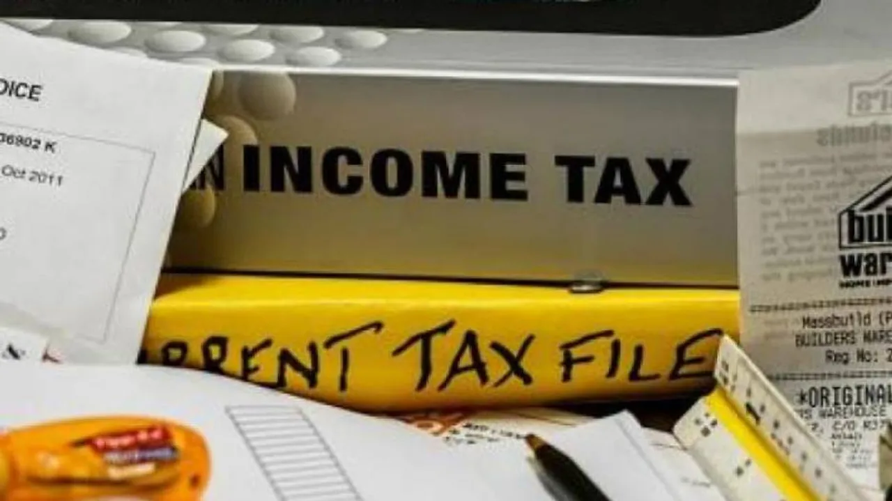 Govt notifies simplified 'Sahaj' ITR form