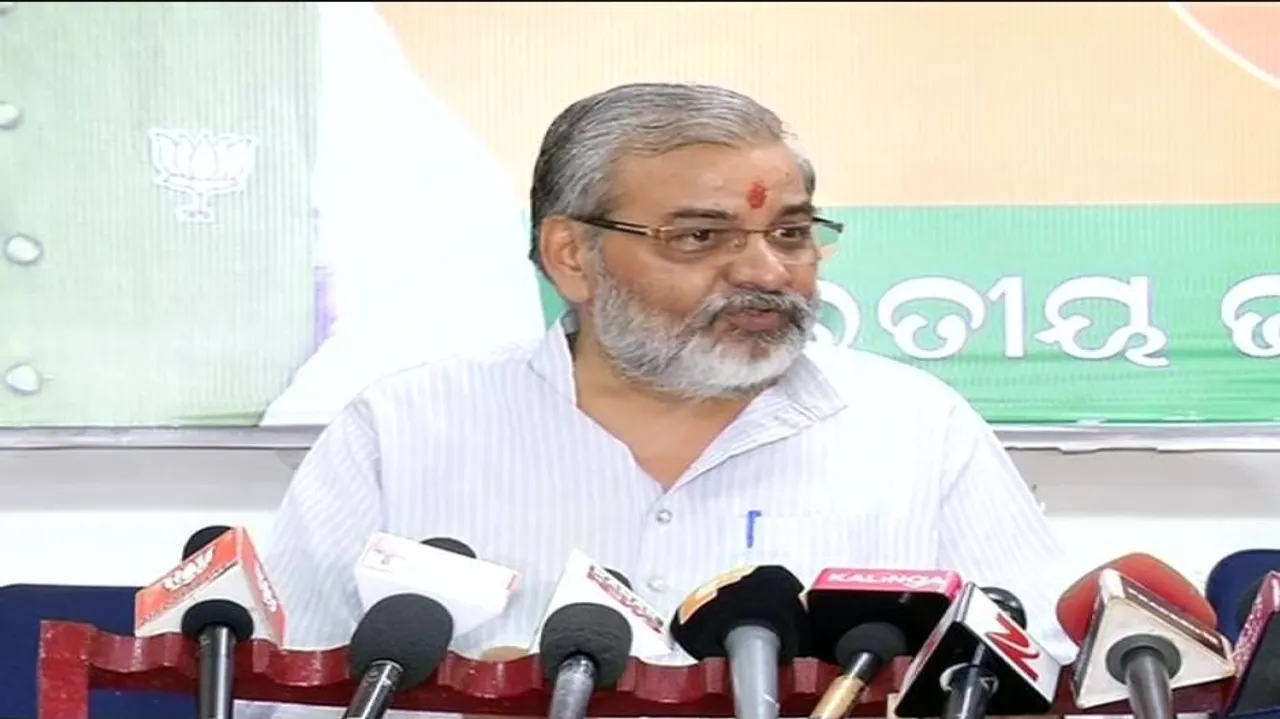 Farmer suicides: BJP demands Agri Minister's resignation