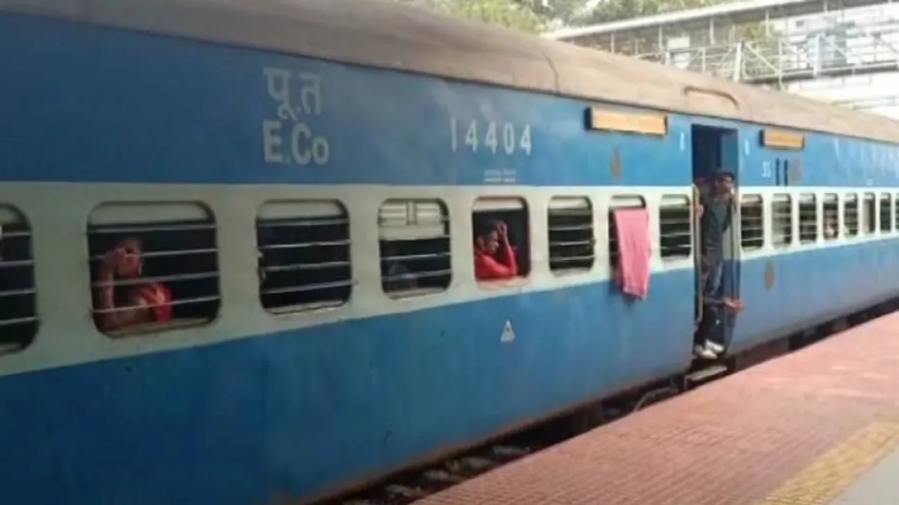 Samaleshwari Express halts near Jeypore due to technical glitch