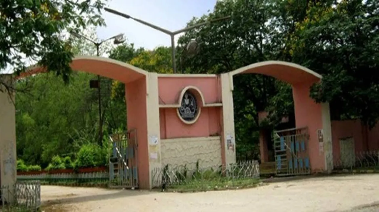 Sambalpur varsity bars students to stay in hostel