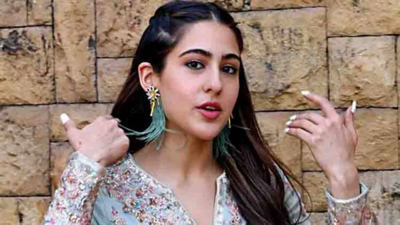 Sara Ali Khan And Ibrahim Enjoy Supercute Moments Amid Bliss of Nature