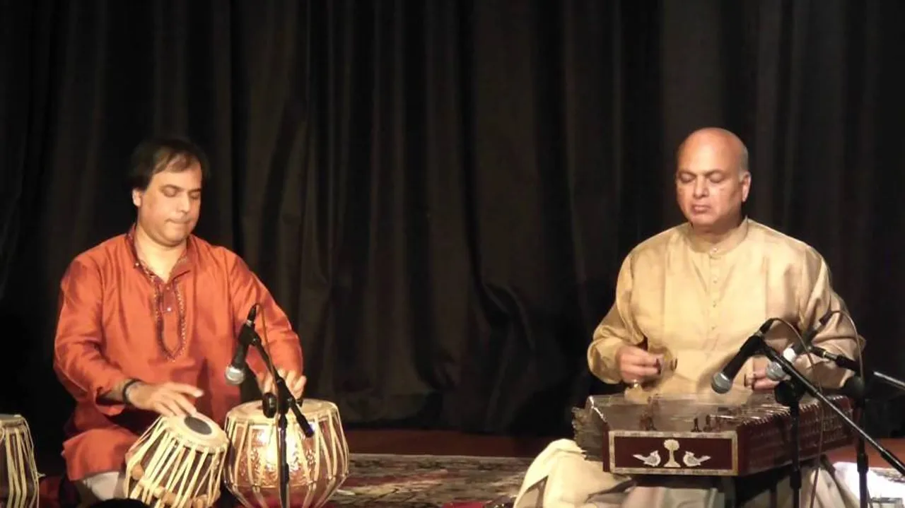Satish Vyas performs at European Parliament for Diwali celebrations