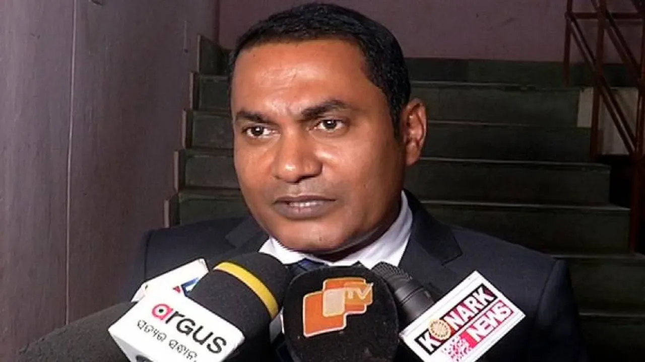 Non-Resident Odia Philanthropist Announces Scholarship For Matric Toppers