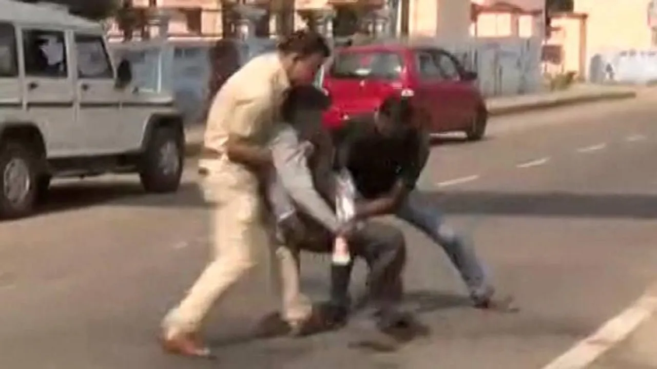 Duped Of Rs 17 Lakh, Man Attempts Self-Immolation Before Khordha Collectorate