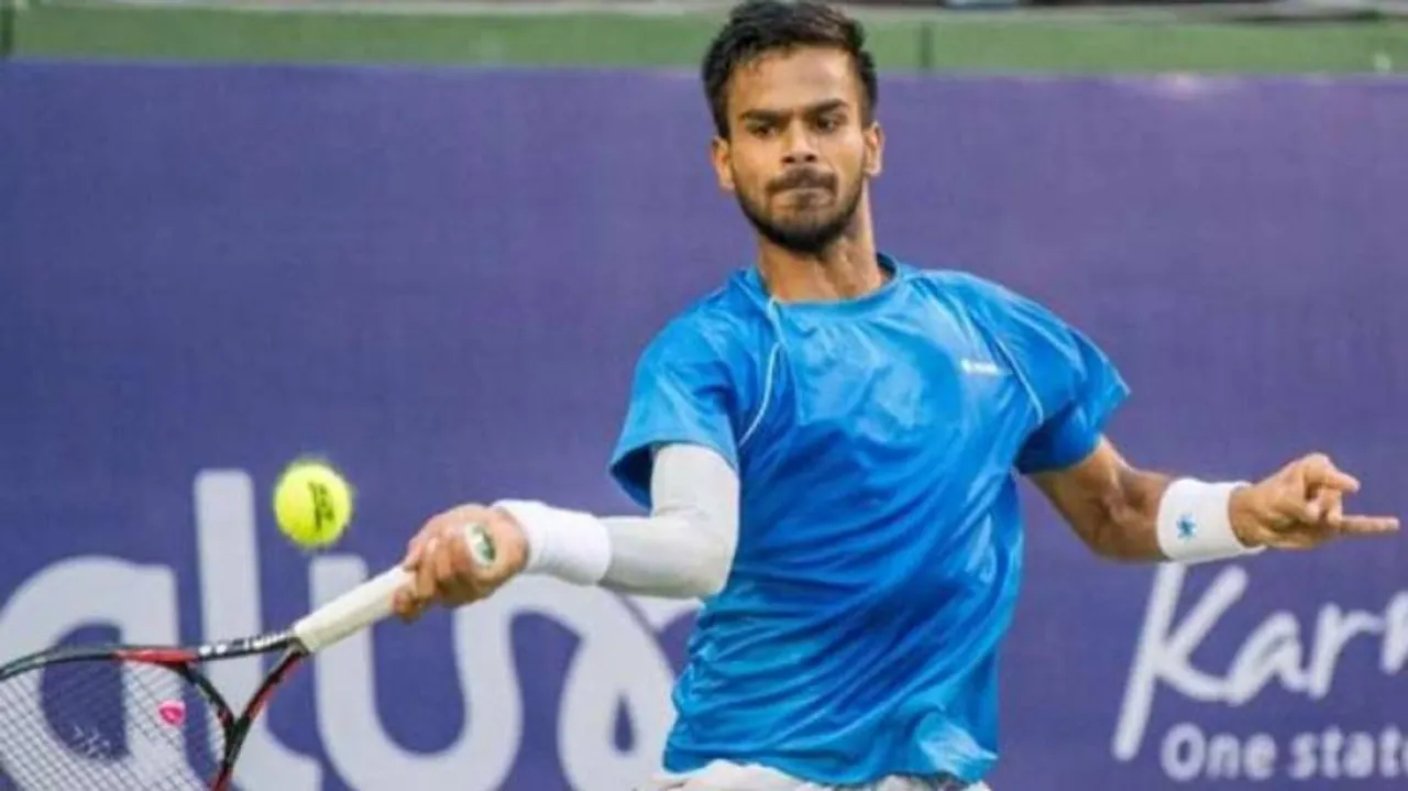 US Open: Nagal Takes A Set From Federer Before Exiting