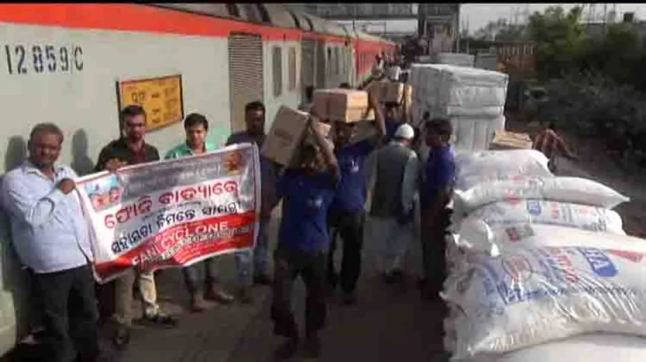 Prabasi Odias in Surat send relief for Fani victims back home