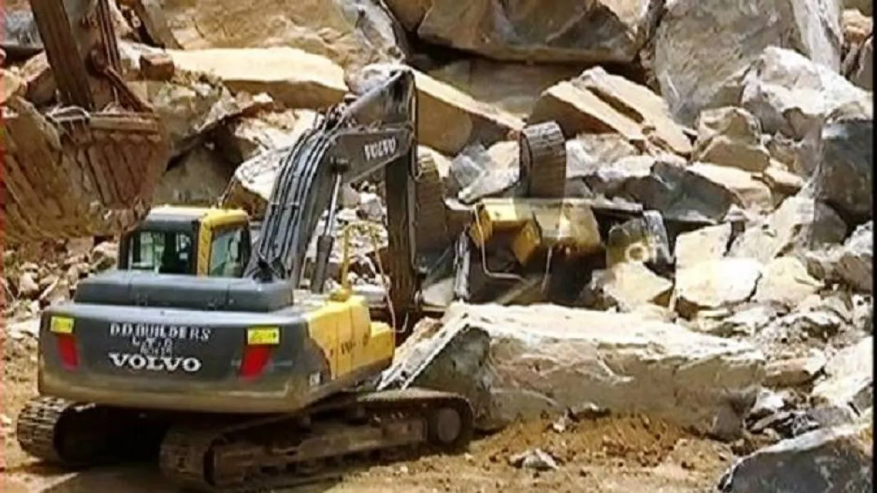 Jeypore landslide: Body of one labourer found