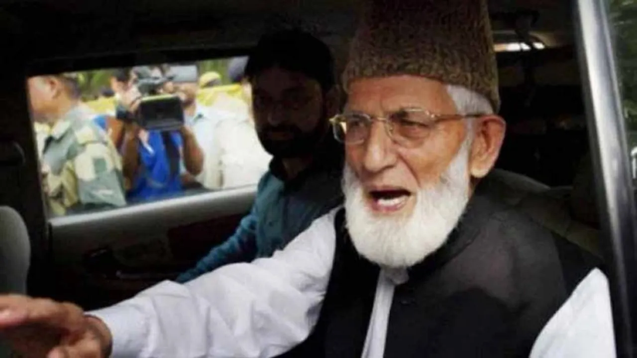 Hurriyat leader Geelani booked under FEMA