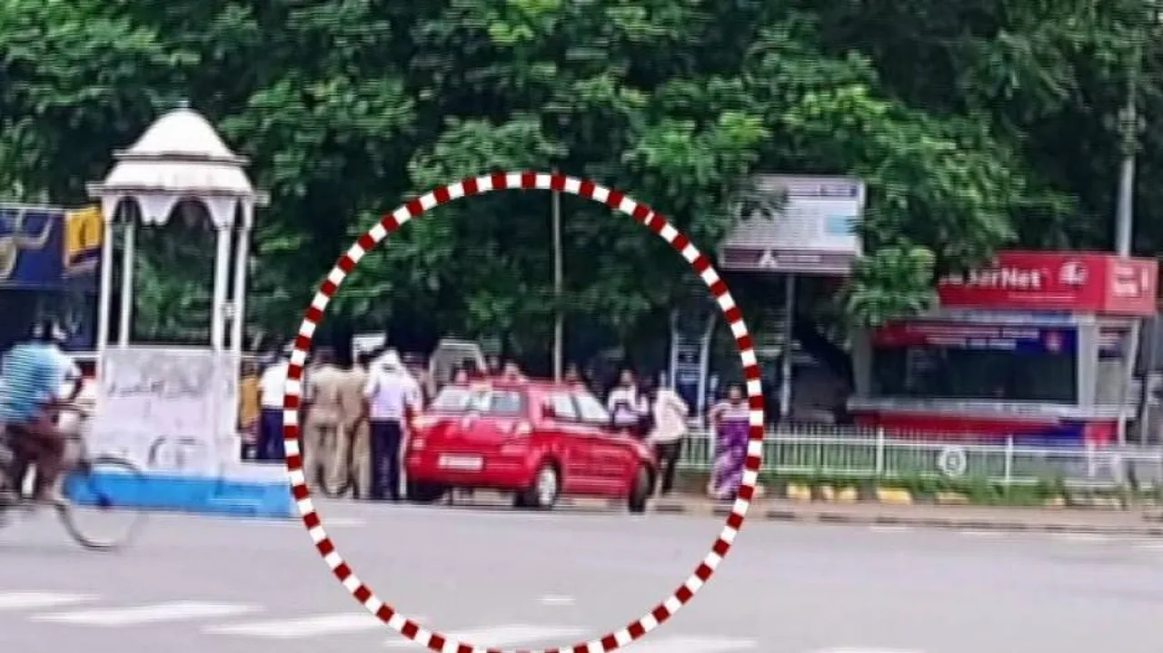Traffic constable who slapped Police ADG’s daughter files FIR