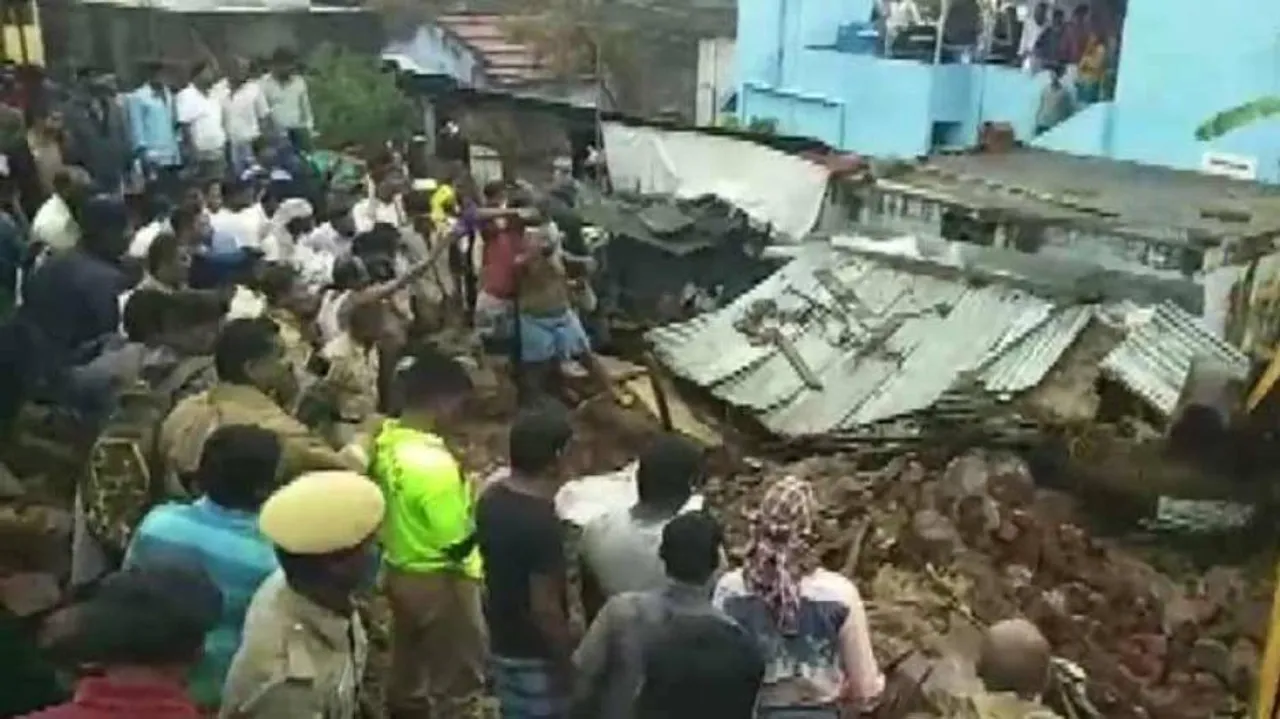 15 Killed As Wall Collapses On Houses In Tamil Nadu