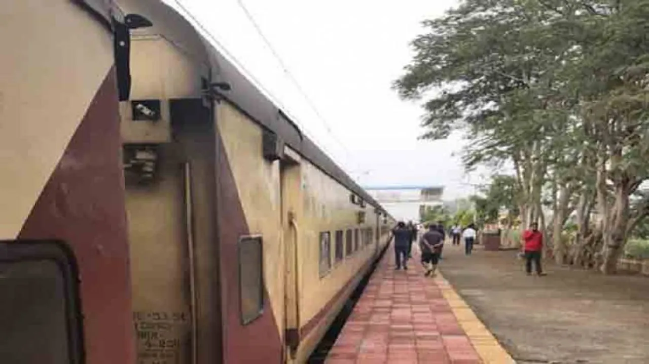 Tapaswini Express Stranded For Over 6 Hours, Stuck MP Seeks Help